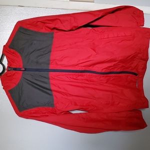 The North Face Red/Grey Dryvent Boys Windbreaker Large